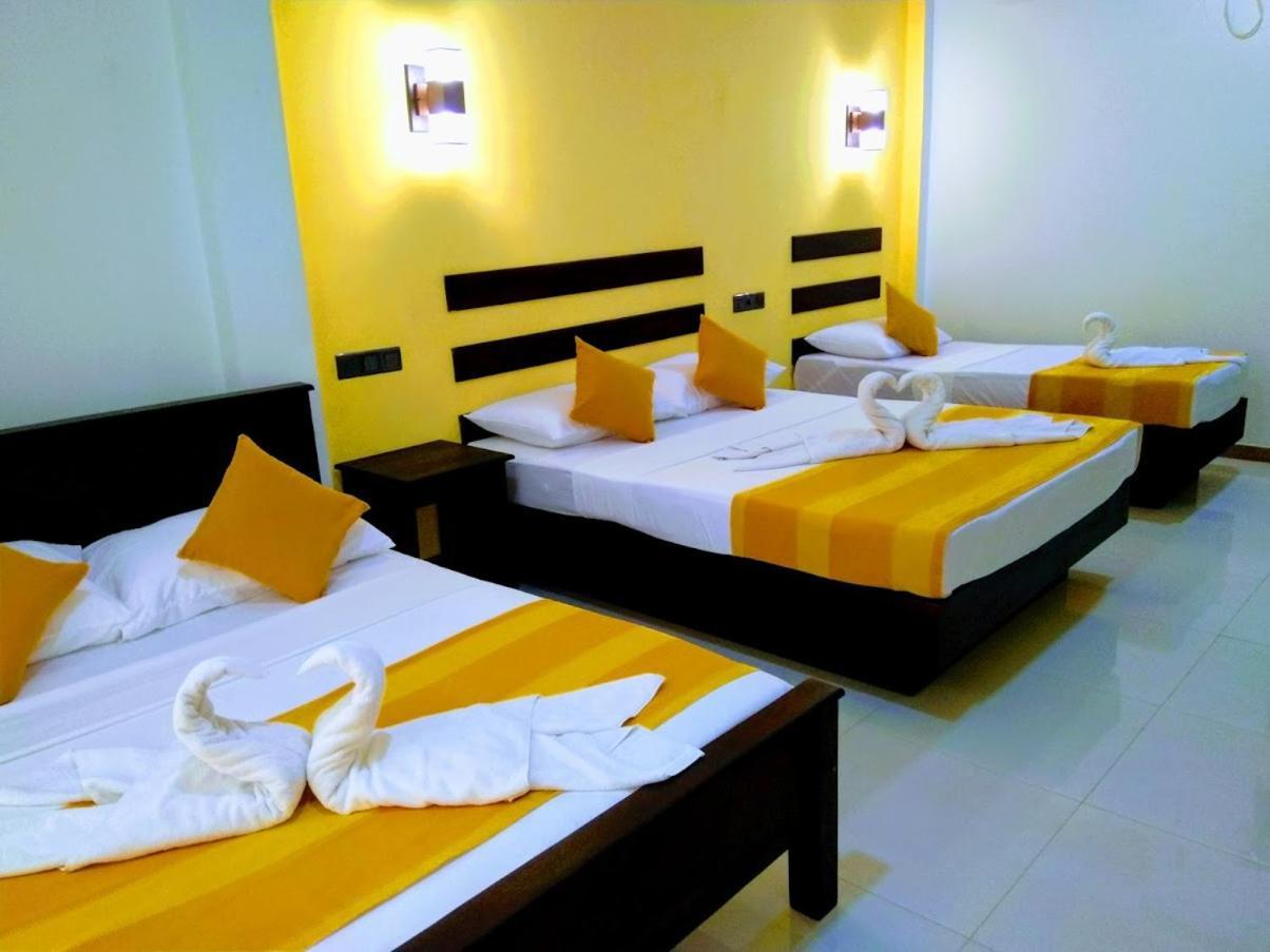 Amron Resort Сигирия Экстерьер фото